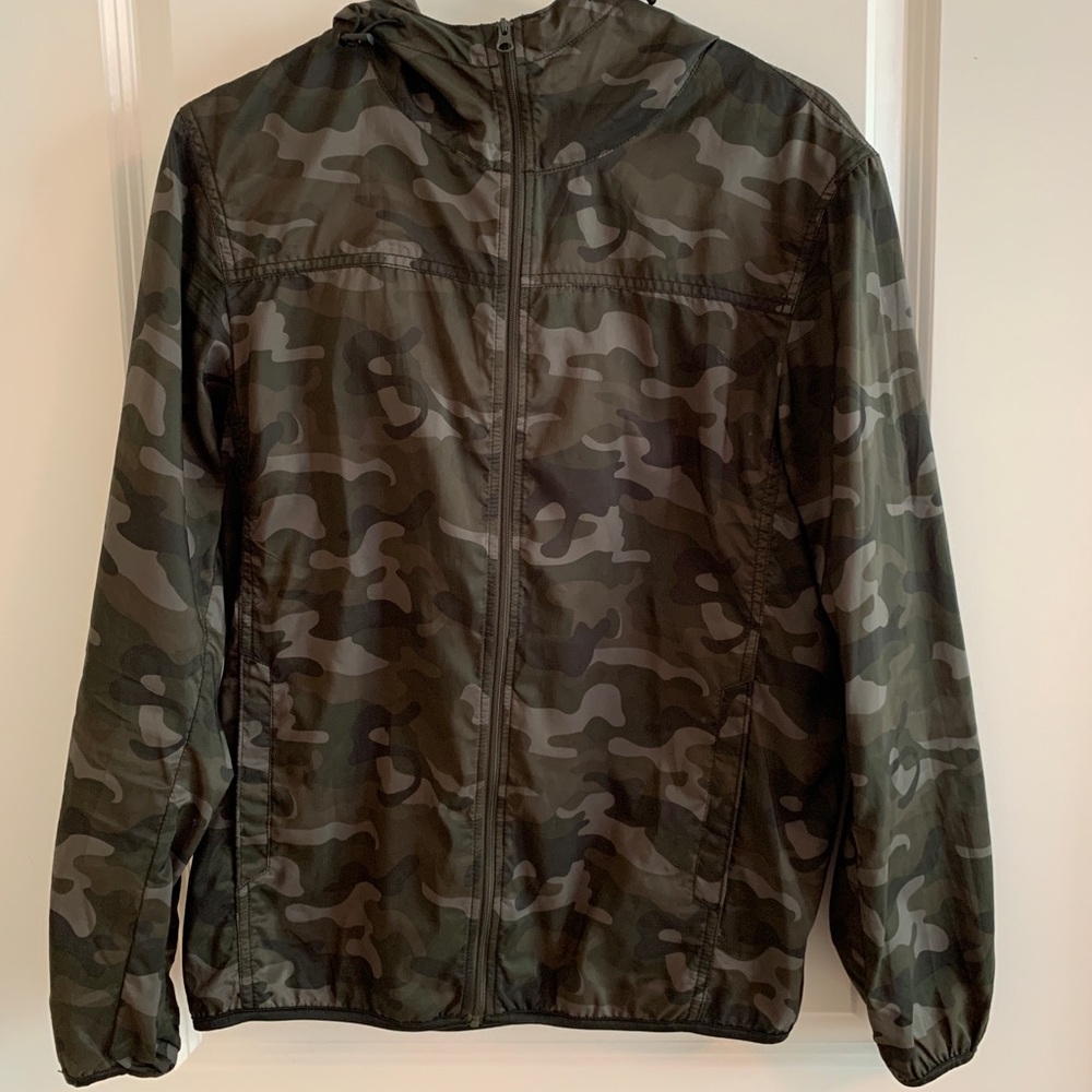 Uniqlo Men’s Camo Pocketable Parka - Asia (M)